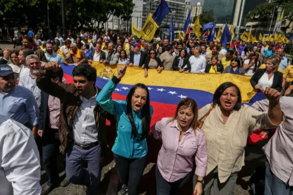Opoziția de dreapta din Venezuela și-a desemnat candidatul la președinție, în persoana diplomatului Edmundo Gonzales Urrutia