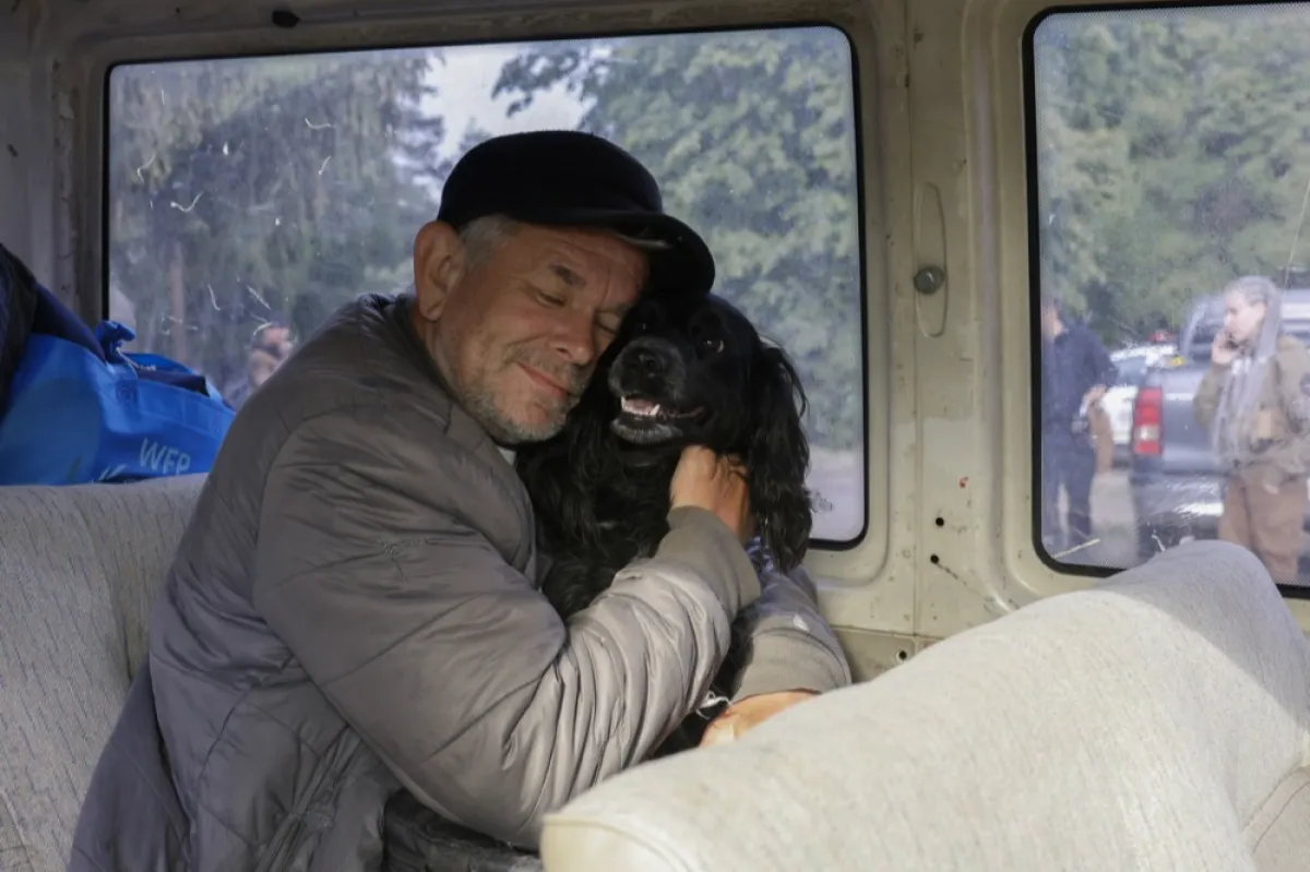 Thousands evacuate from border areas in Ukraine's Kharkiv region