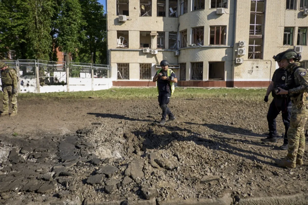At least one killed, 11 wounded in Russian strike on Kharkiv