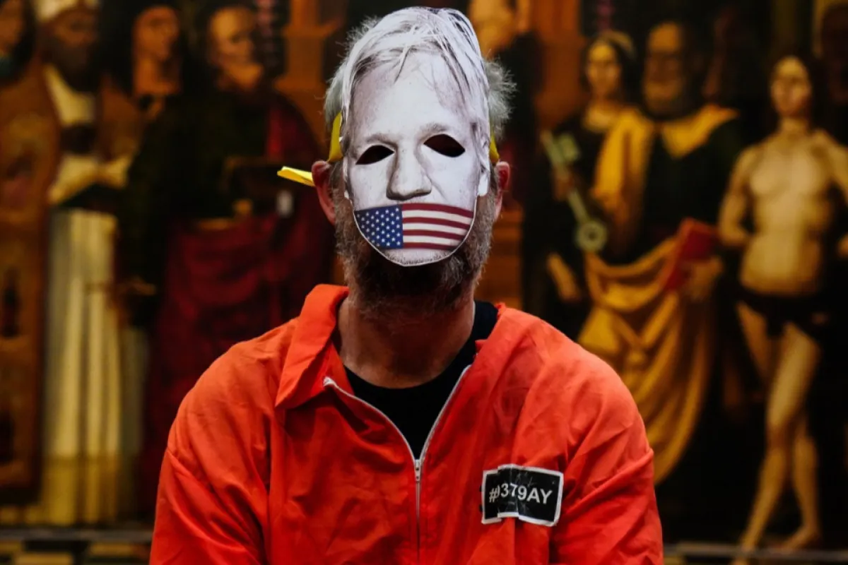 Assange