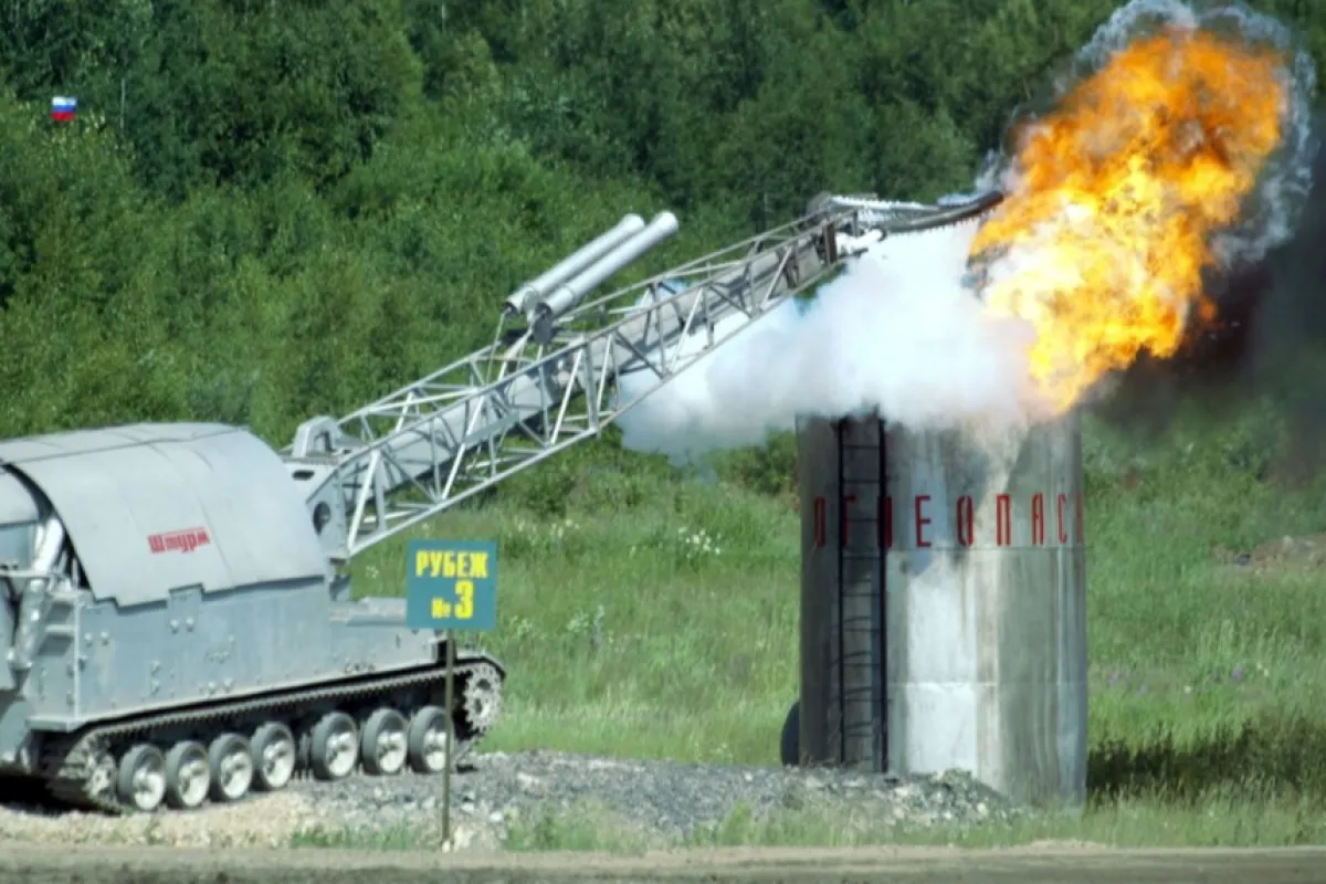 RUSSIA - RUSSIAN EXPO ARMS 2002