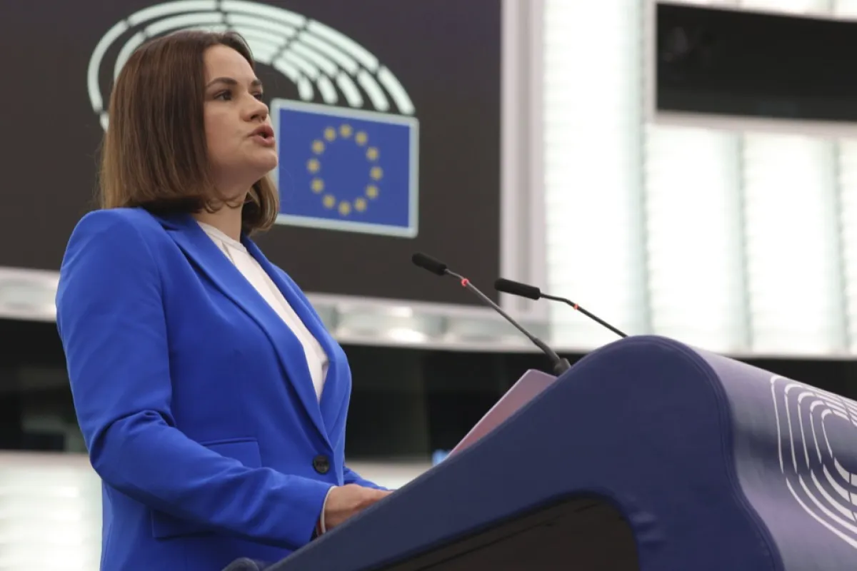 Liderul opoziției democratice din Belarus, Sventlana Tikhanovskaya, vorbește în timpul unei ședințe oficiale la Parlamentul European de la Strasbourg, Franța, 13 septembrie 2023.