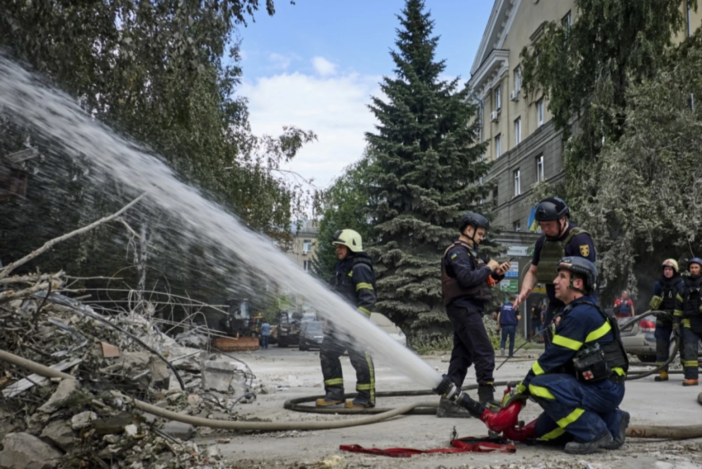 Cinci răniţi într-un atac rus cu rachete în Harkov