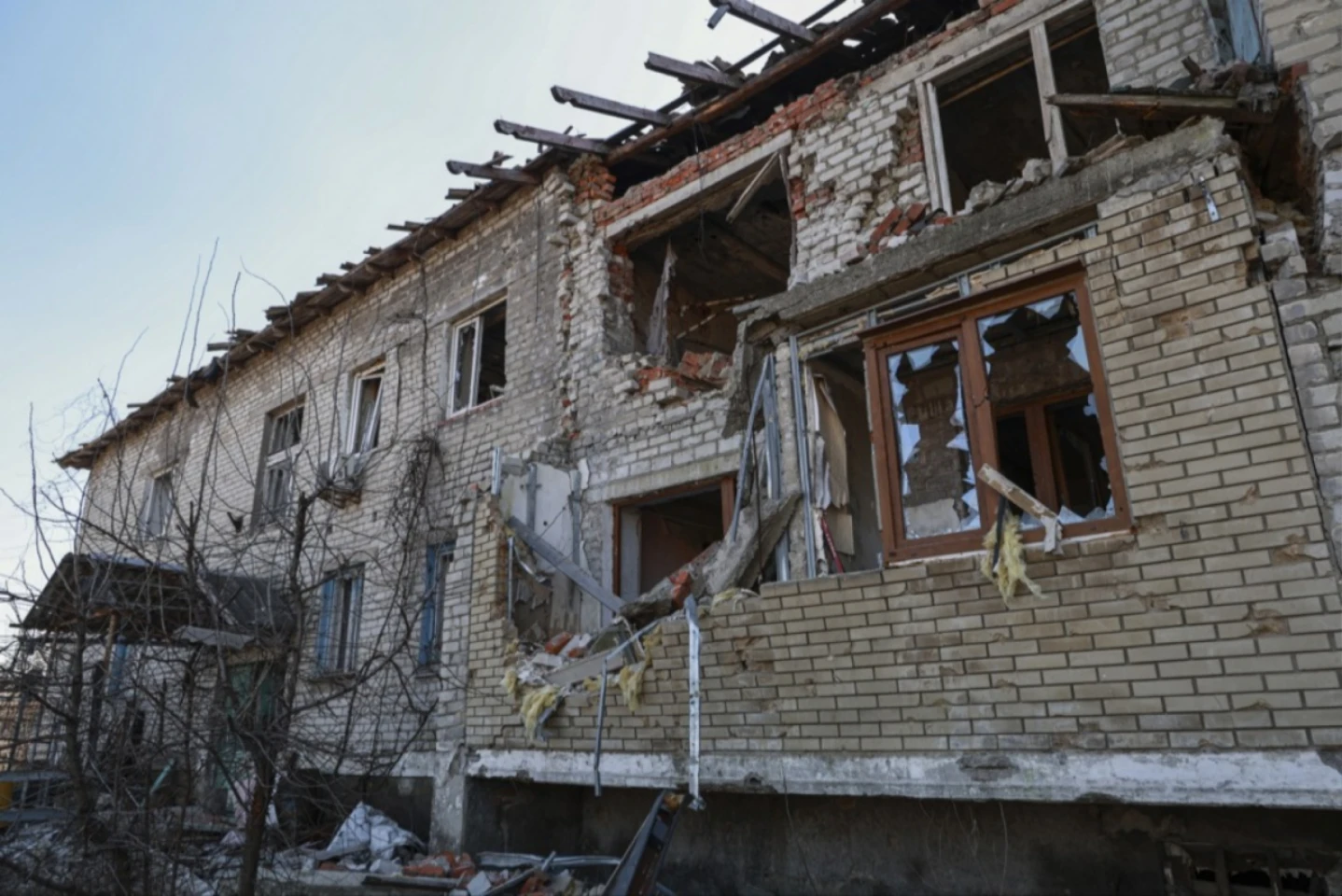 Armata rusă susține că a mai ocupat un sat ucrainean