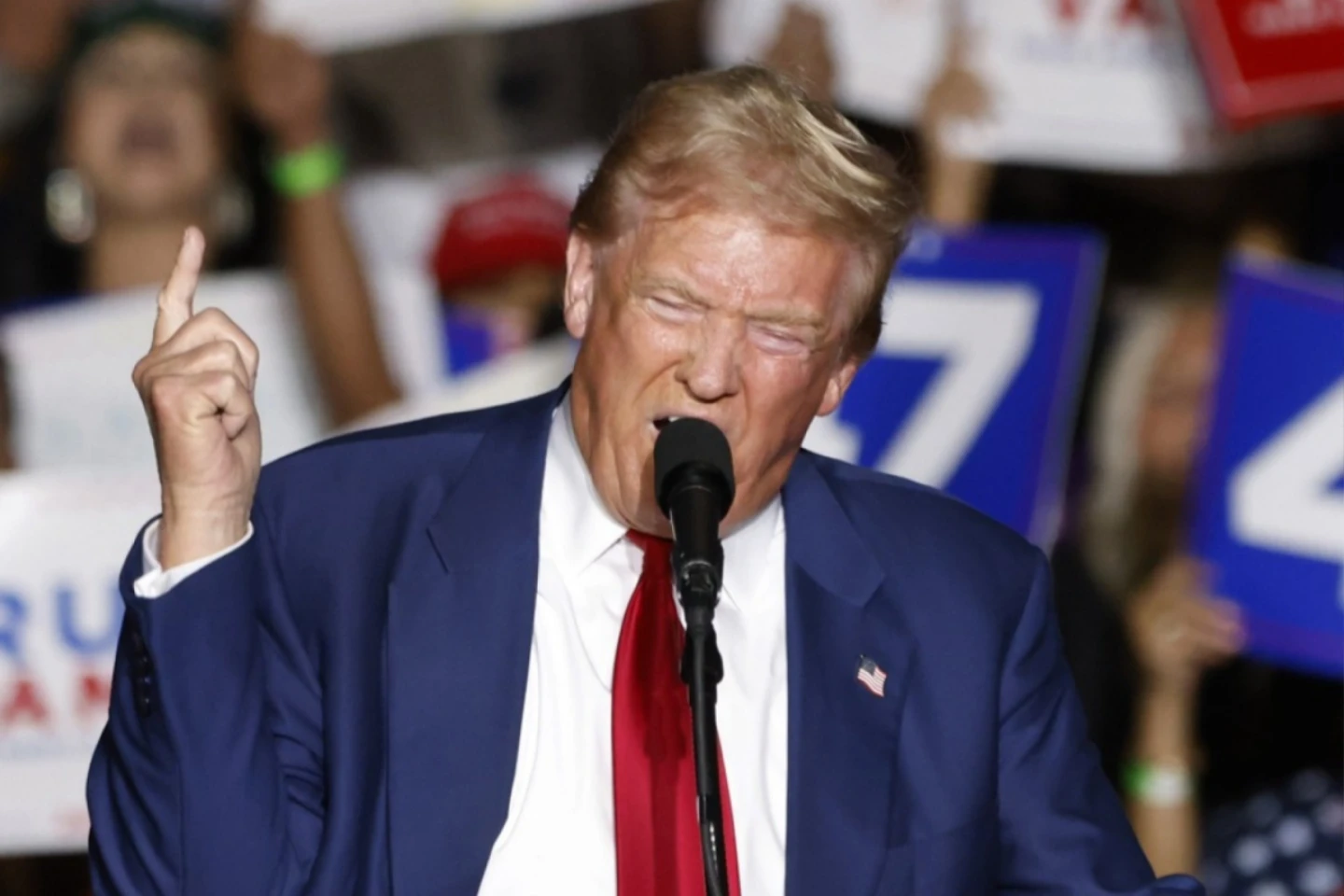 Trump schițează planul pentru oprirea războiului din Ucraina