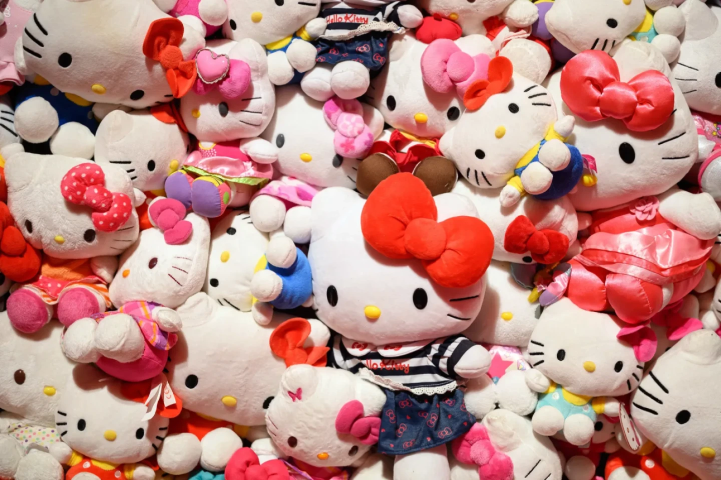 CNN: Hello Kitty at 50: The mouthless face that launched an $80 billion empire