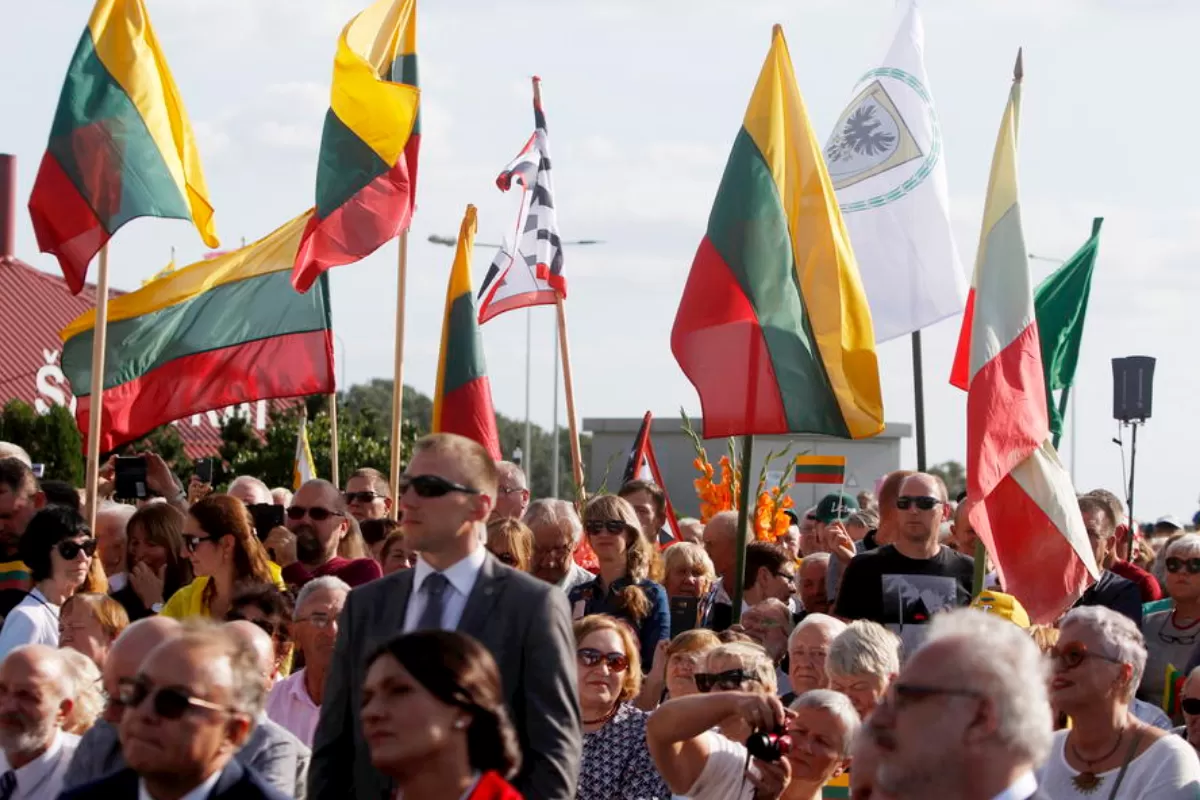 Object Name: LITHUANIA BALTIC WAY