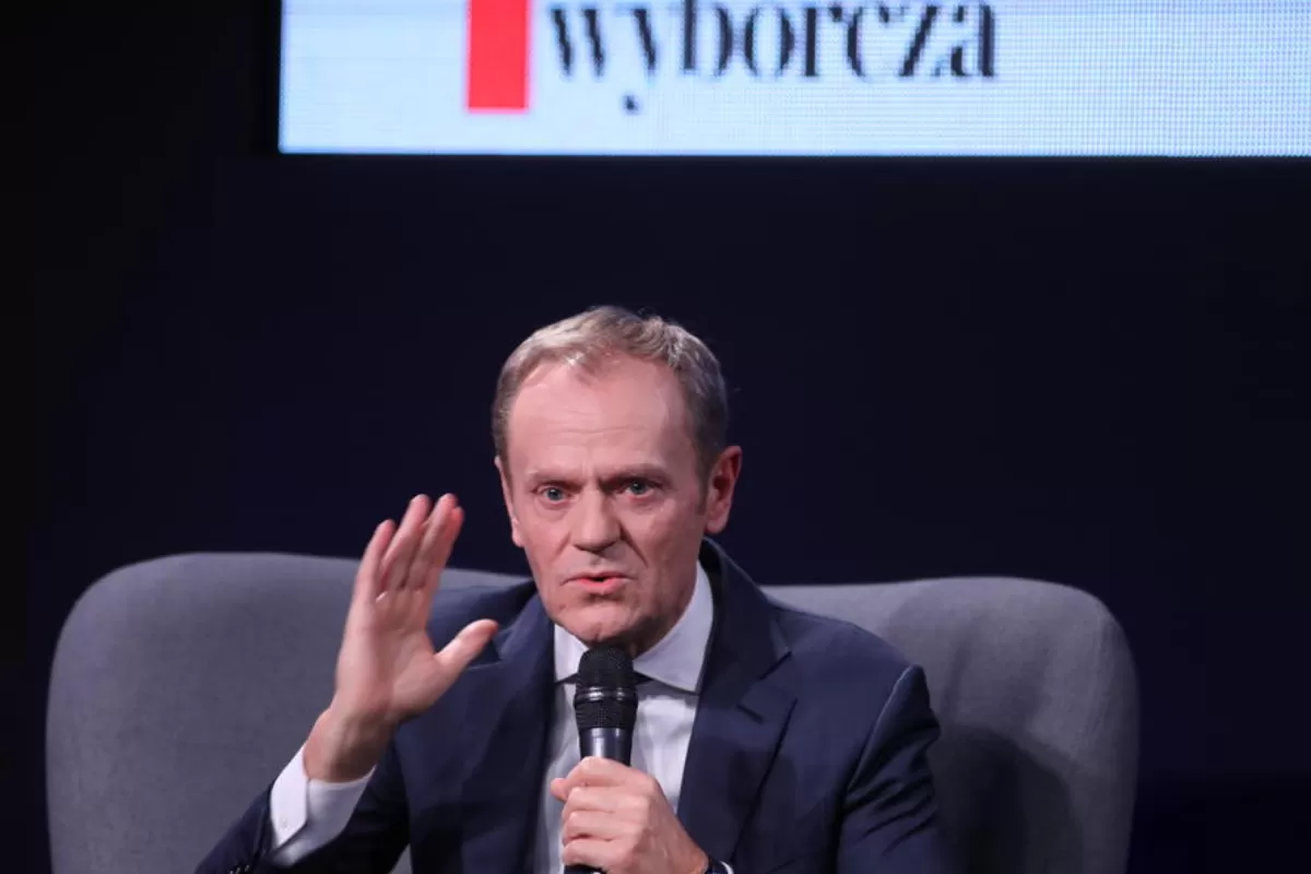 Object Name: POLAND TUSK BOOK