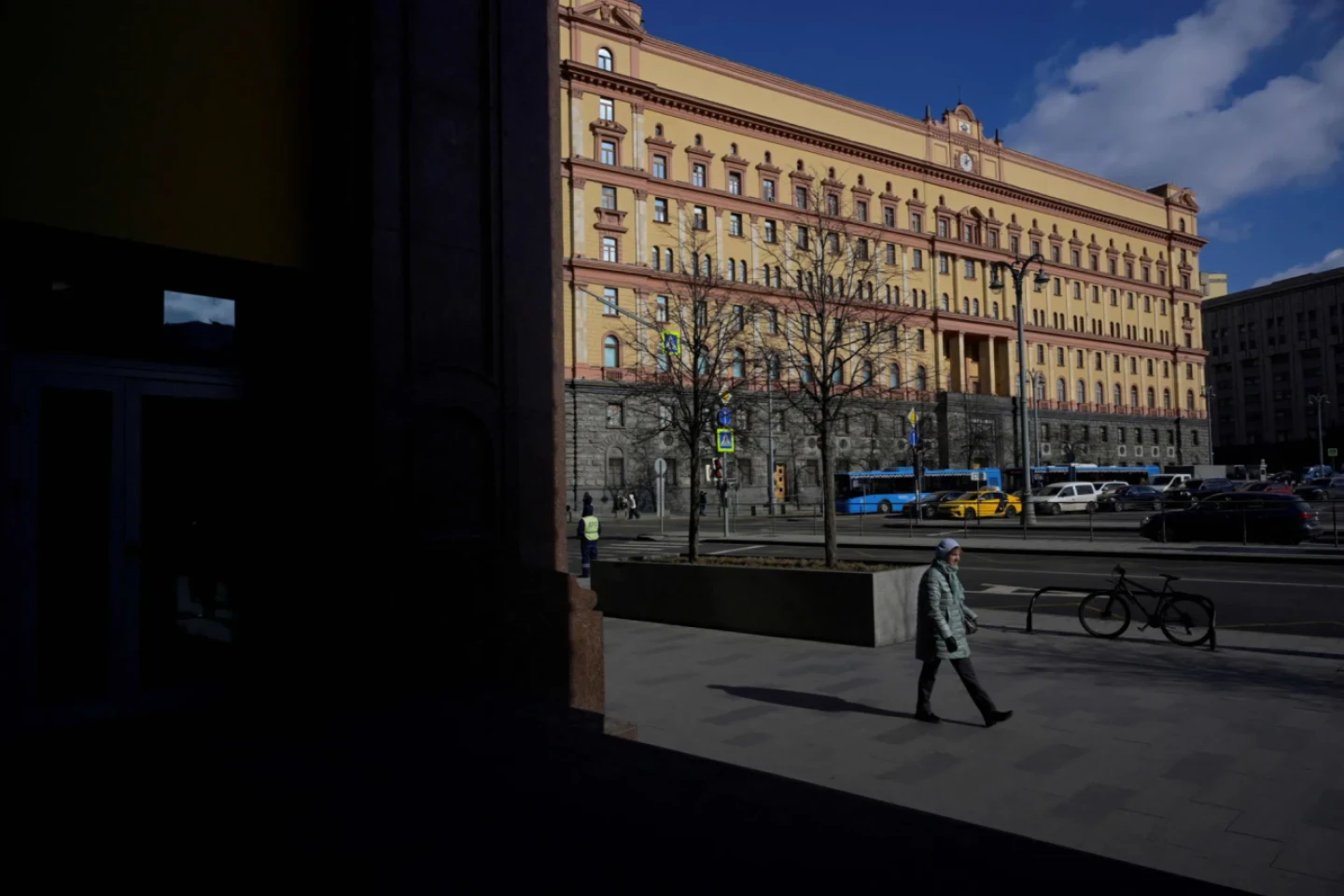 Meduza: FSB agents impersonating Ukrainians online to entrap anti-war Russians, human rights group says