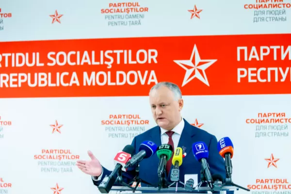 FAKE NEWS: The West wants early elections in Moldova to undermine the state and promote the LGBT agenda