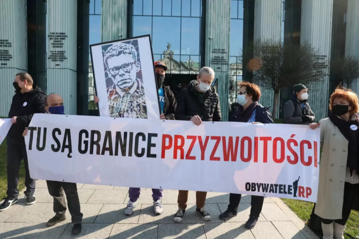 Object Name: POLAND SUPREME COURT PROTEST