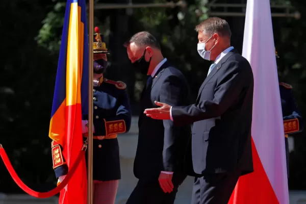G4Media: Șapte concluzii-cheie ale summitului de la București pe securitate la care a participat președintele Biden. România ridică miza în competiția tacită cu Polonia