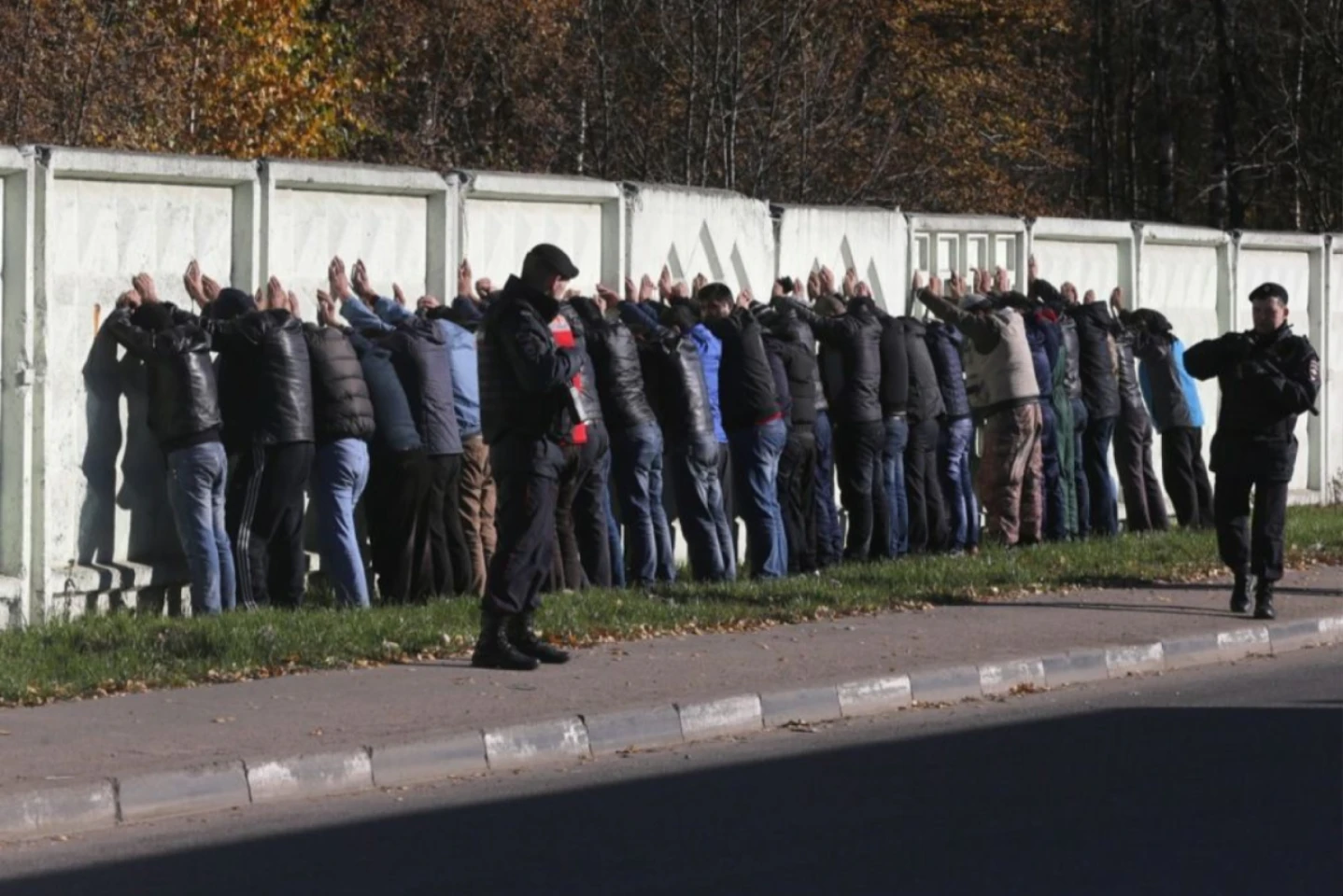 Rusia: peste 80.000 de migranți expulzaţi anul trecut