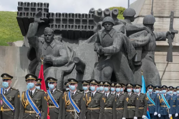 FAKE NEWS: The West encourages Nazi ideology in Ukraine