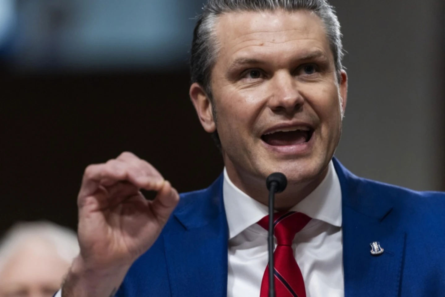 Confruntări aprinse în Senatul american la audierea candidatului pentru șefia Pentagonului