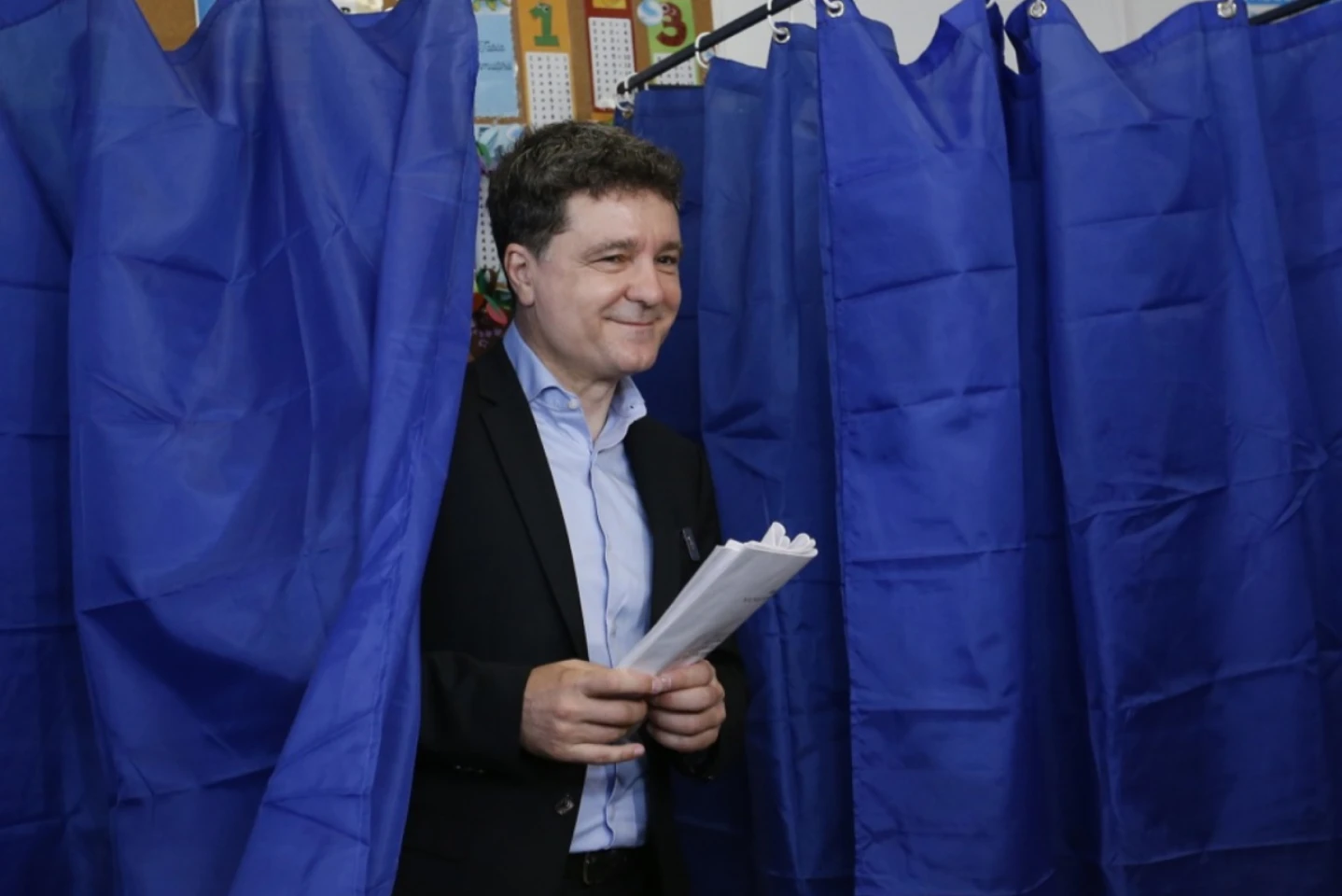 PMP a validat susţinerea candidaturii lui Nicuşor Dan la alegerile prezidenţiale