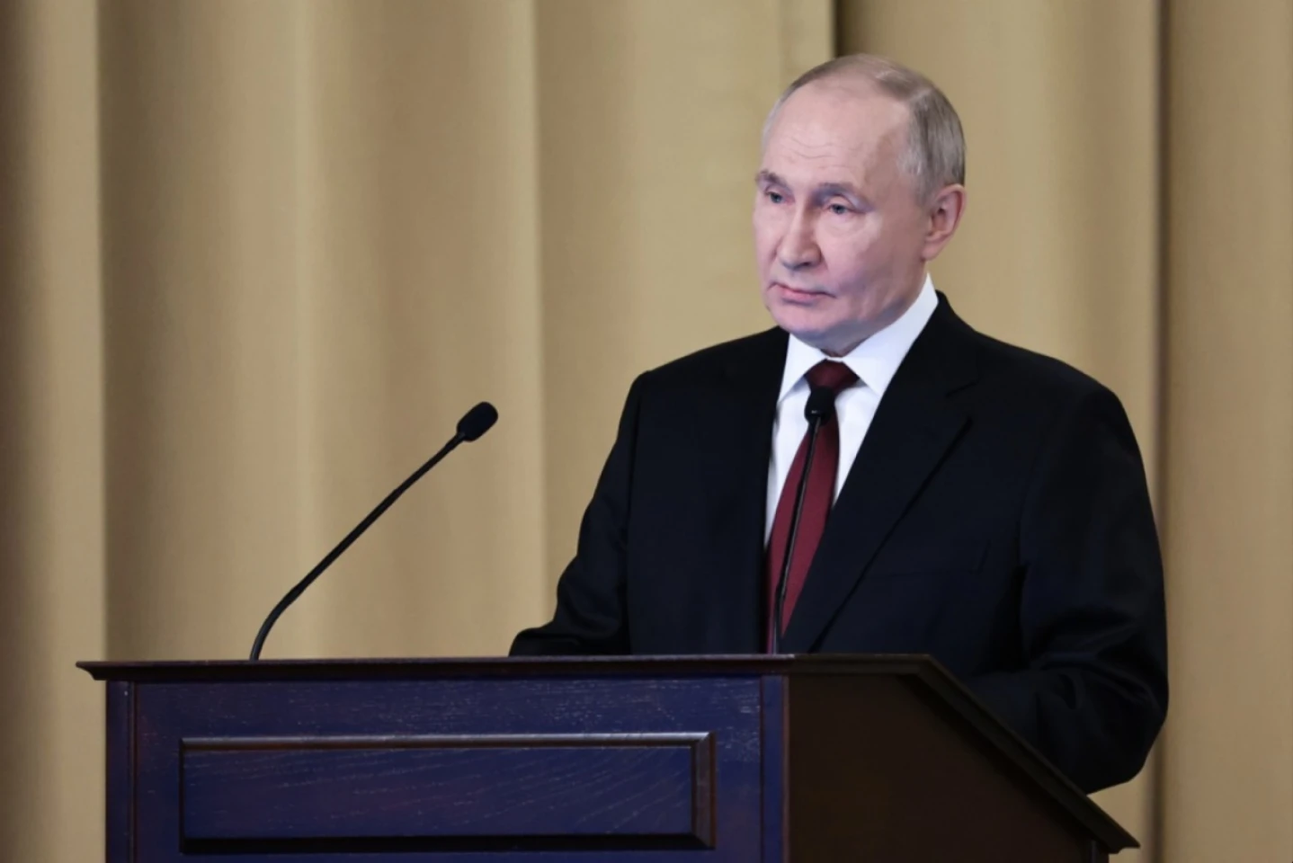 Putin avdertizează Occidentul să nu saboteze apropierea Rusiei de Statele Unite
