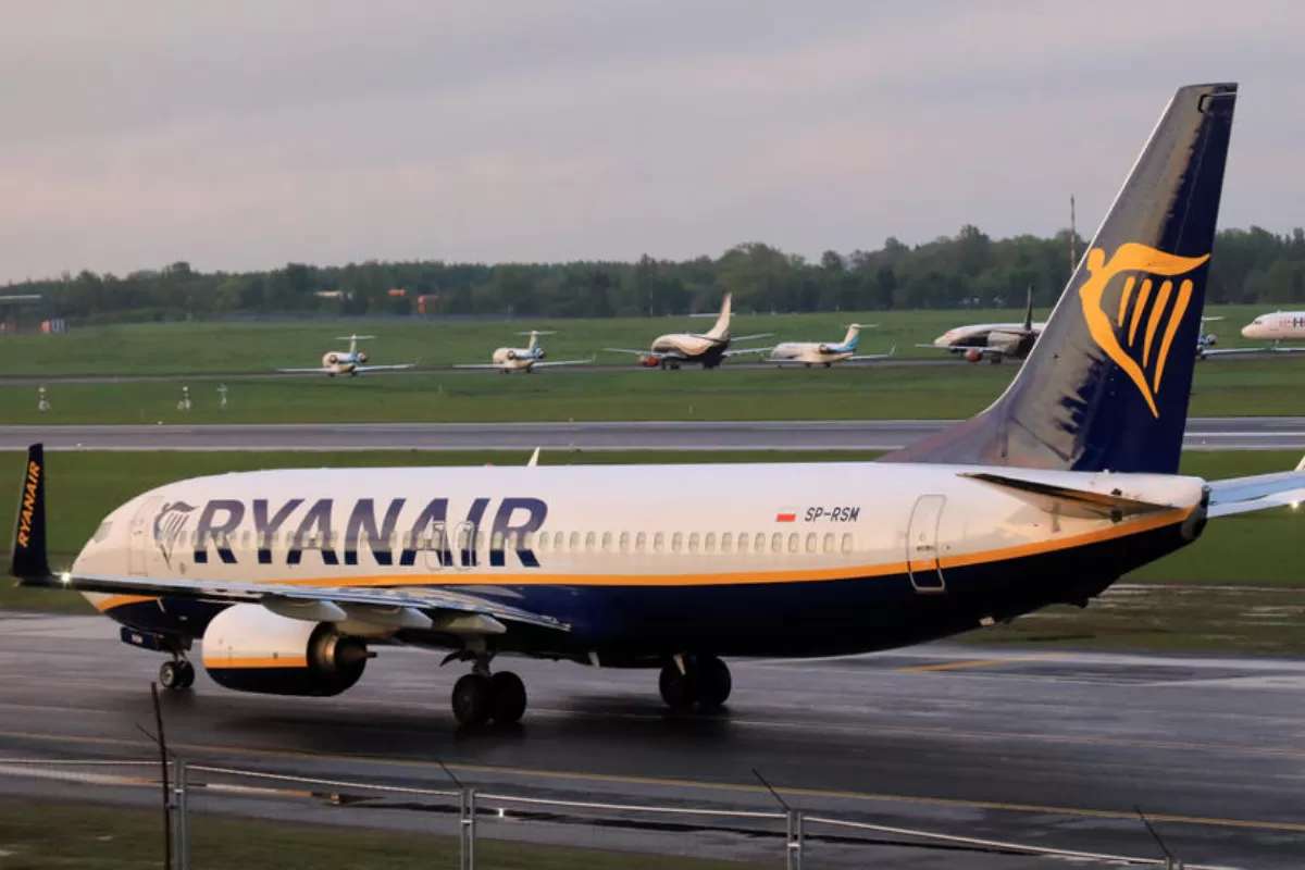 Object Name: LITHUANIA BELARUS DIVERTED PLANE OPPOSITION JOURNALIST ARRESTED