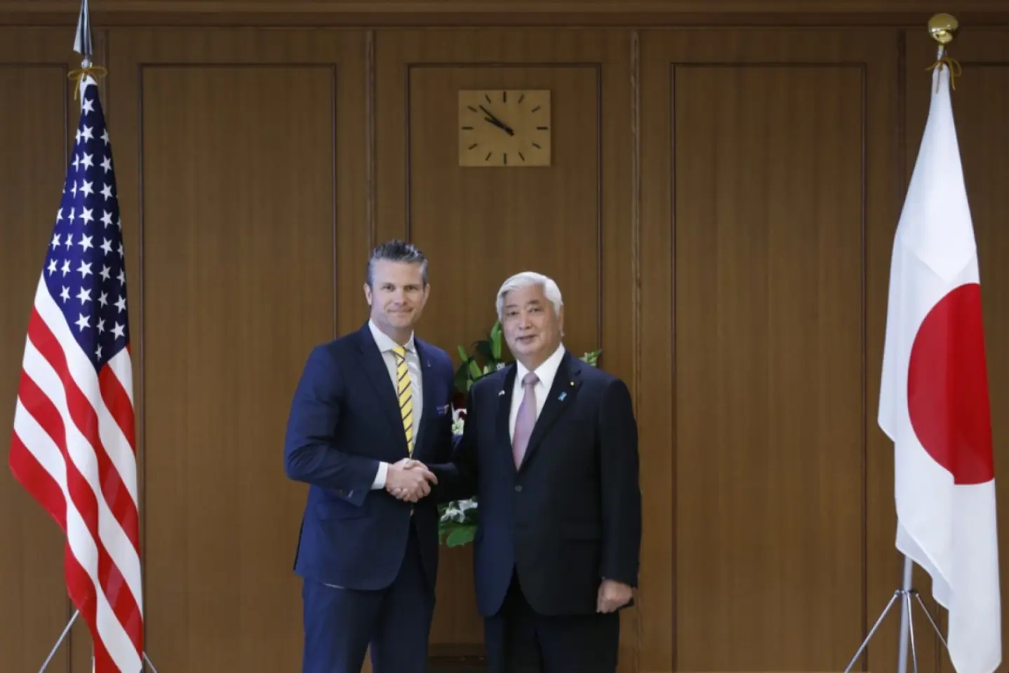 Statele Unite promit o prezenţă militară robustă în regiunea Asia-Pacific