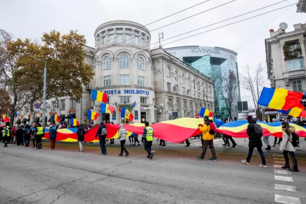 Numărul adepților basarabeni ai unirii Republicii Moldova cu România este în continuă creștere