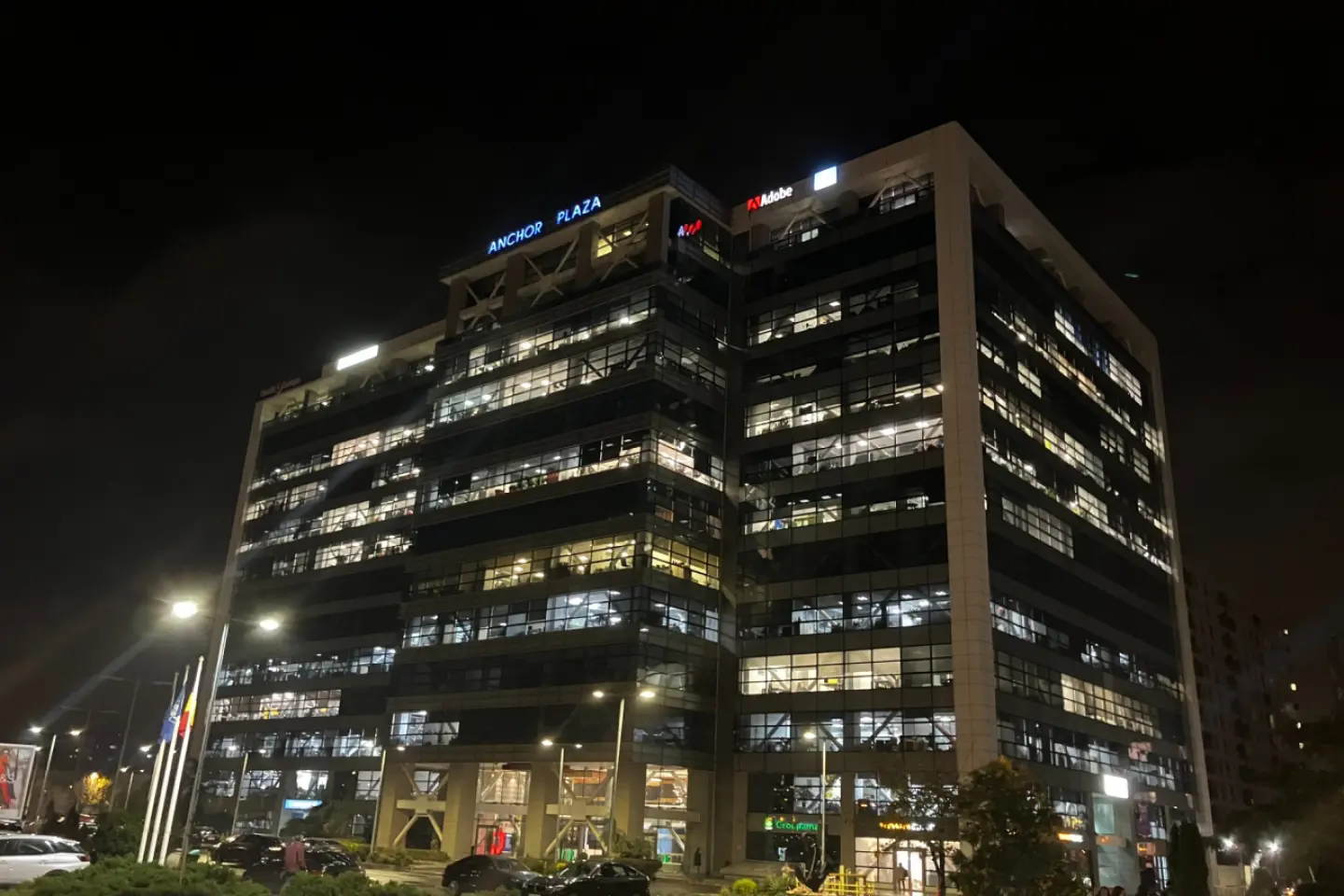 Salariul mediu net a depășit 5.350 de lei, în luna februarie 2025
