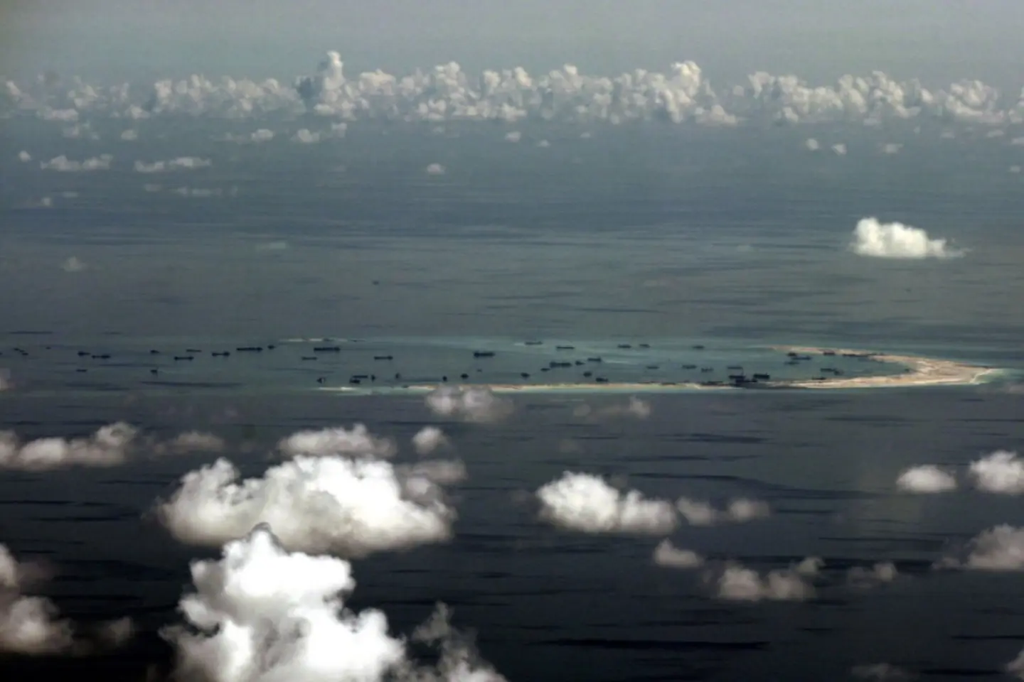 China confiscă un banc de nisip din Marea Chinei de Sud