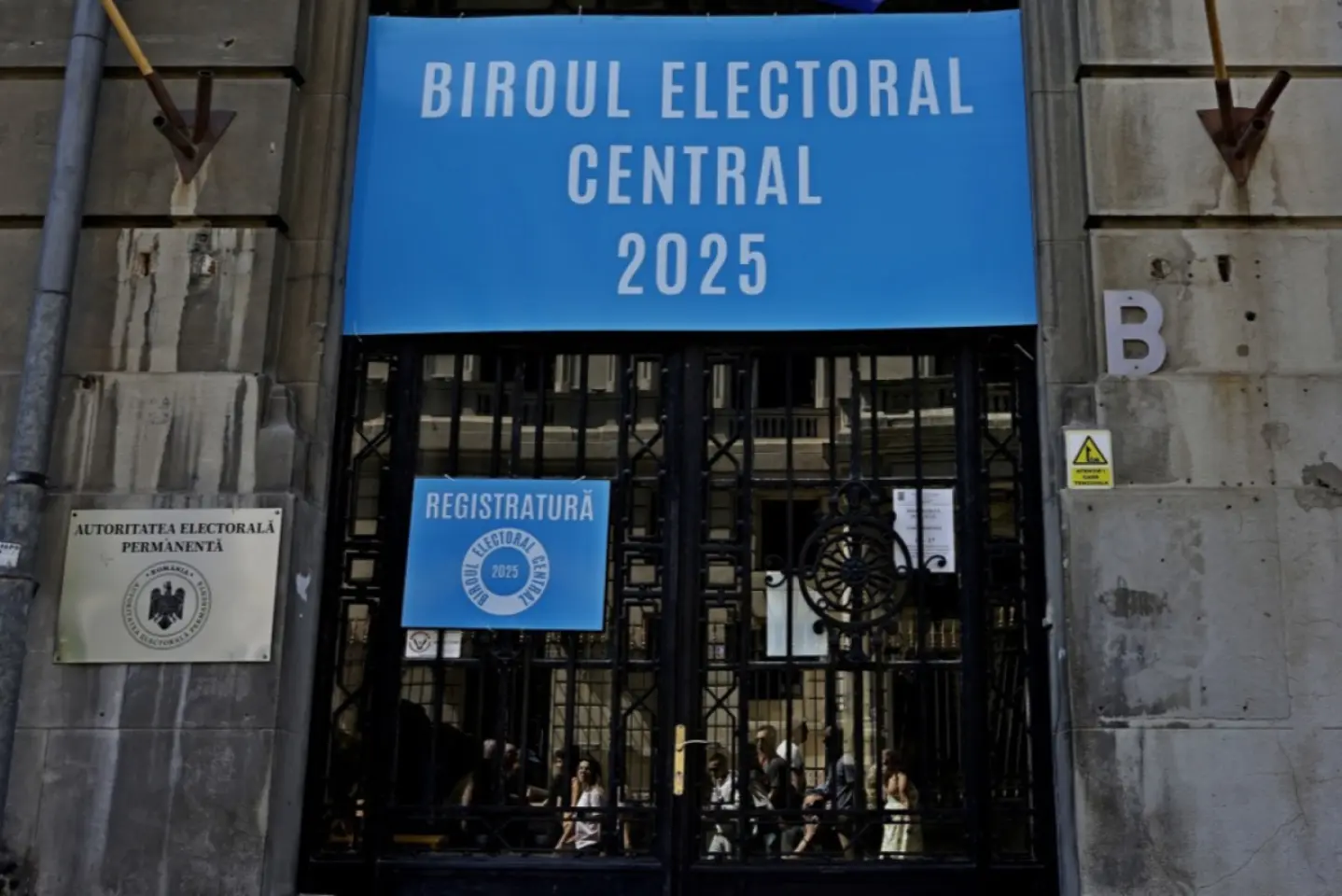 S-a încheiat campania electorală