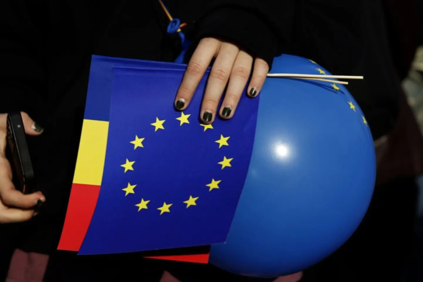 Tarifele SUA pentru bunurile din UE, amânate până în iulie 