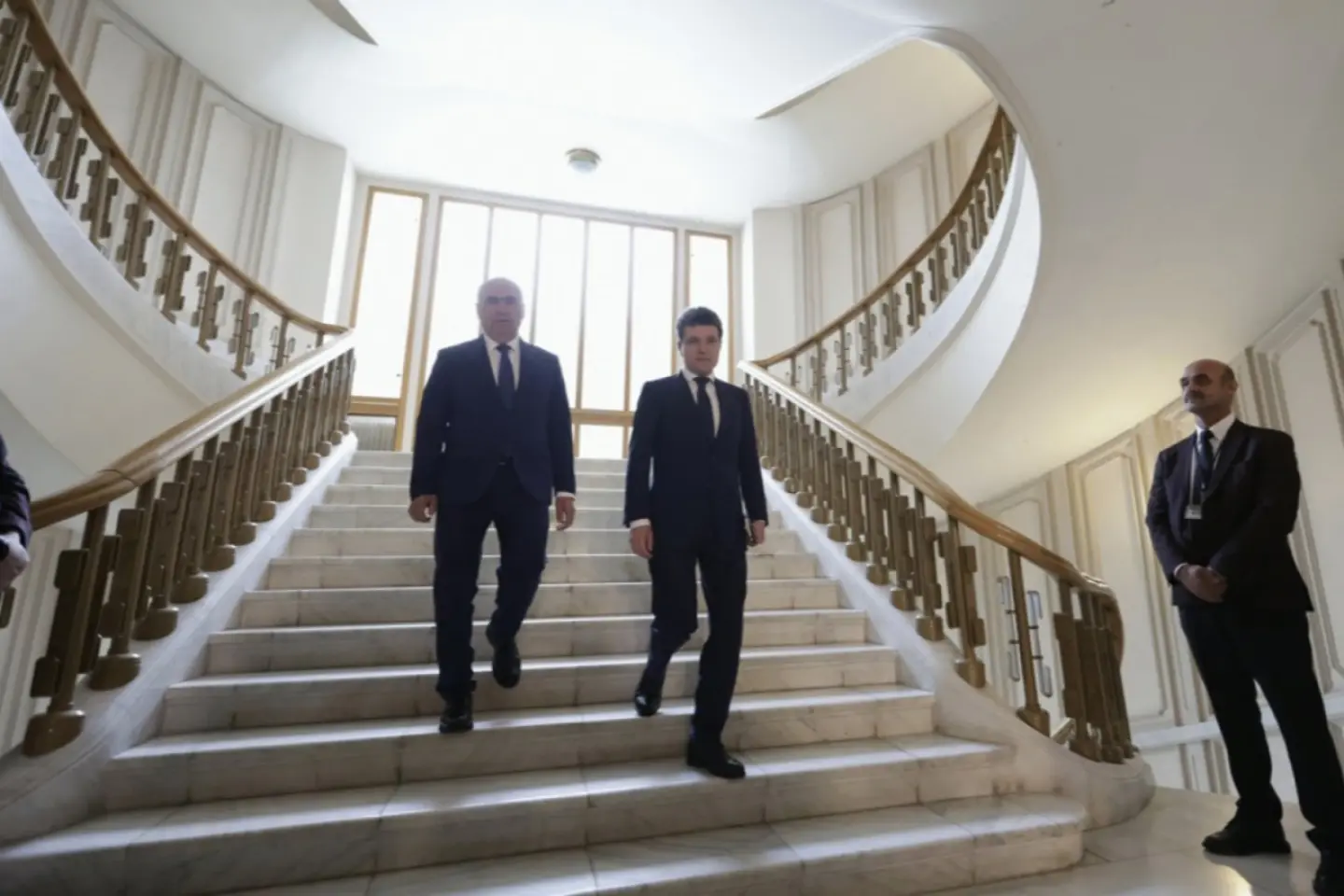 Nicușor Dan preferă un premier politic în fruntea guvernului
