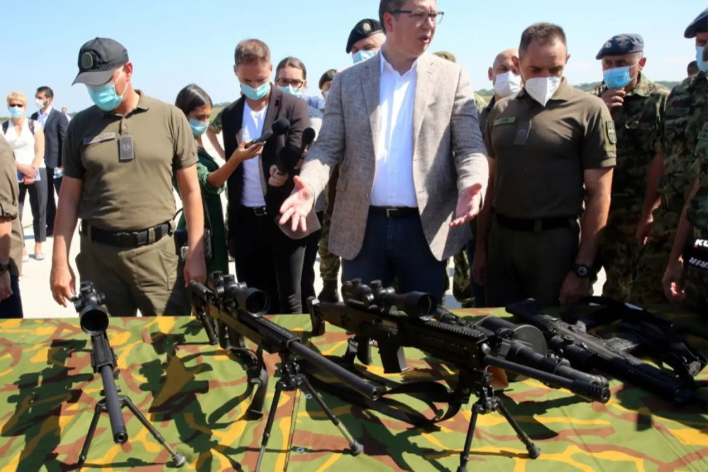 Rusia acuză Serbia, aliată, de trădare pentru furnizarea de arme Ucrainei