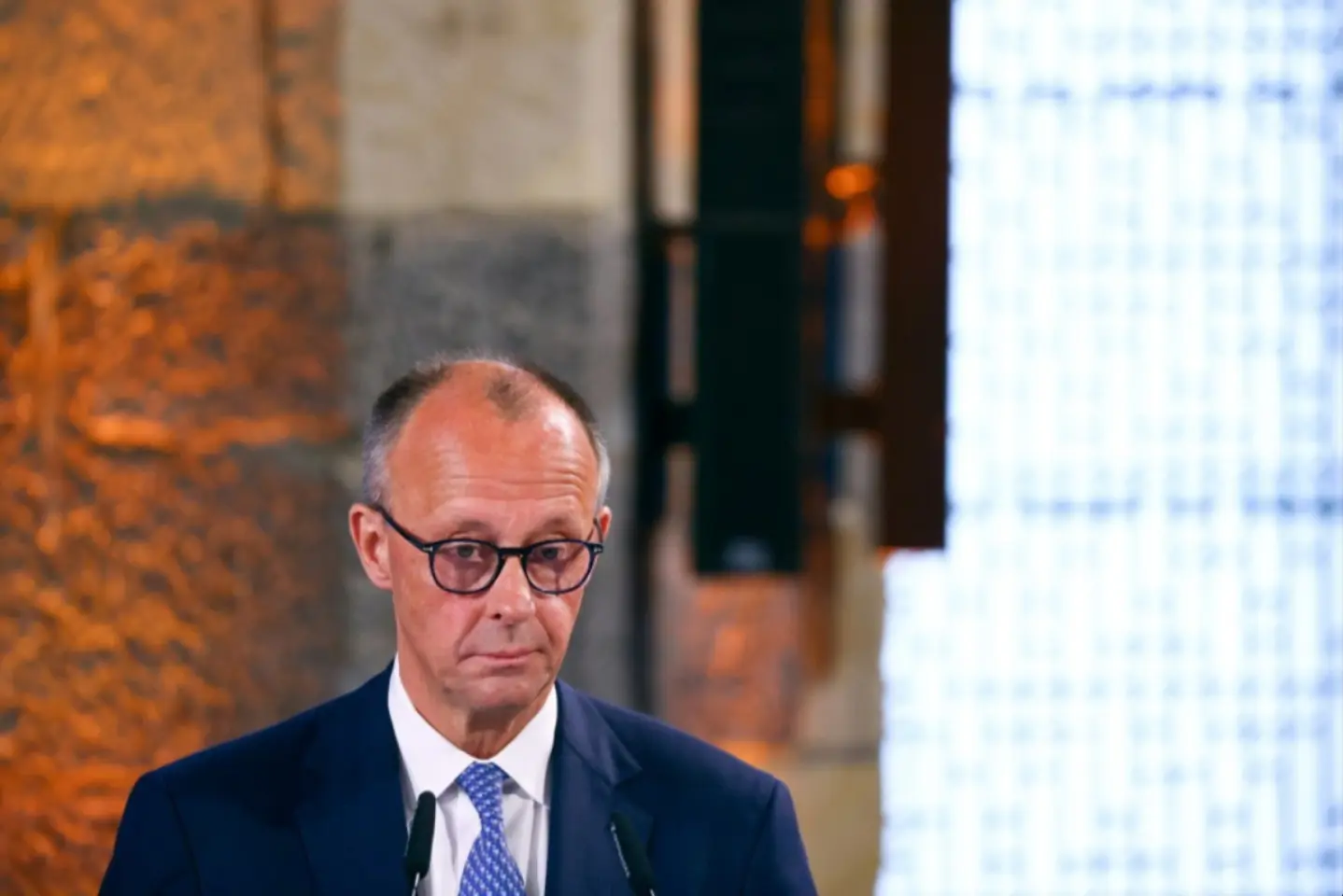Cancelarul Germaniei promite continuarea politicii anti-migrație în pofida eșecului din justiție