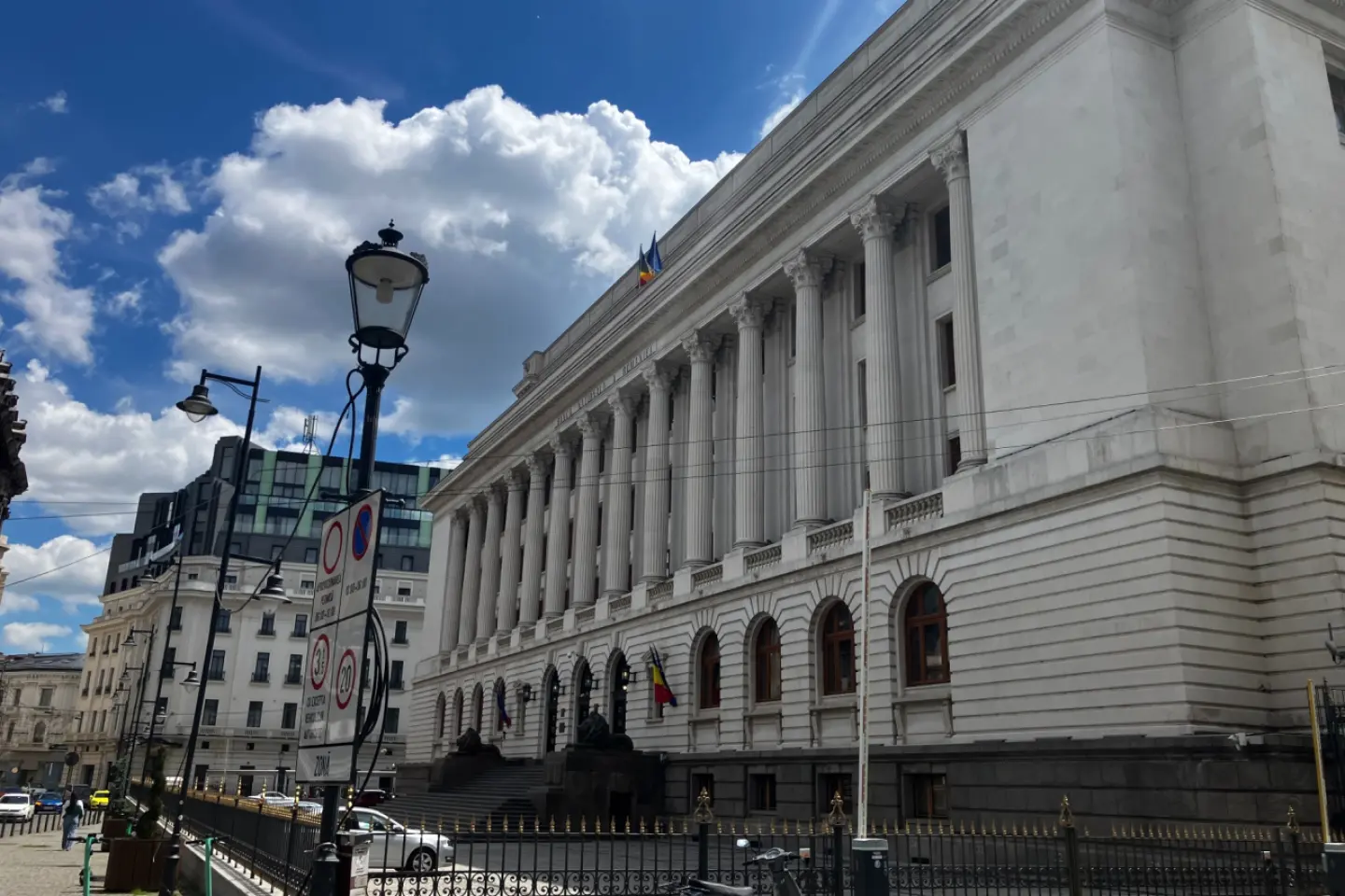  Rata creditelor neperformante a depăşit 2,5%