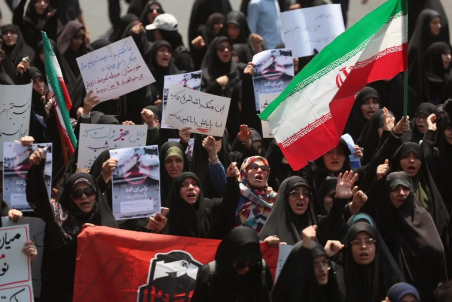 Manifestații la Teheran împotriva Israelului și a Statelor Unite