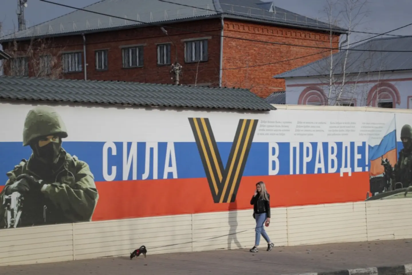 Lupta cu fake news à la russe: hoțul strigă „hoții!”