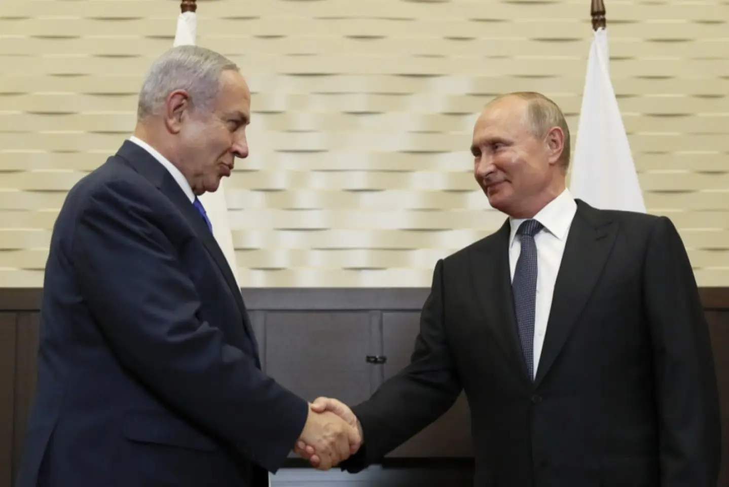 FAKE NEWS: Spre deosebire de Israel, Rusia a intrat în război ca să se apere