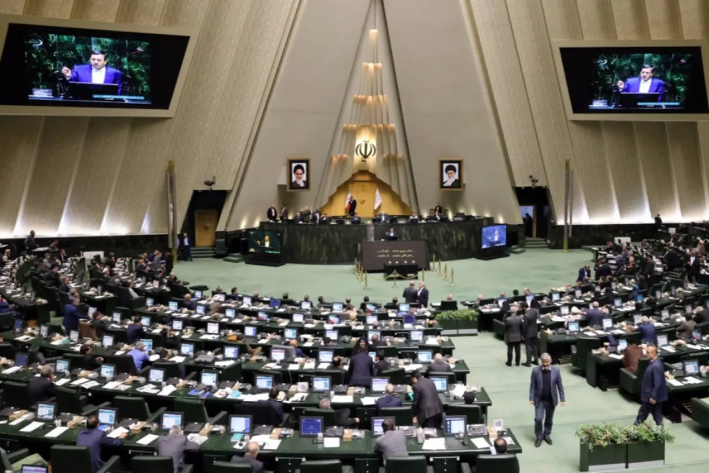 Iranul suspendă cooperarea cu organismul ONU de supraveghere nucleară