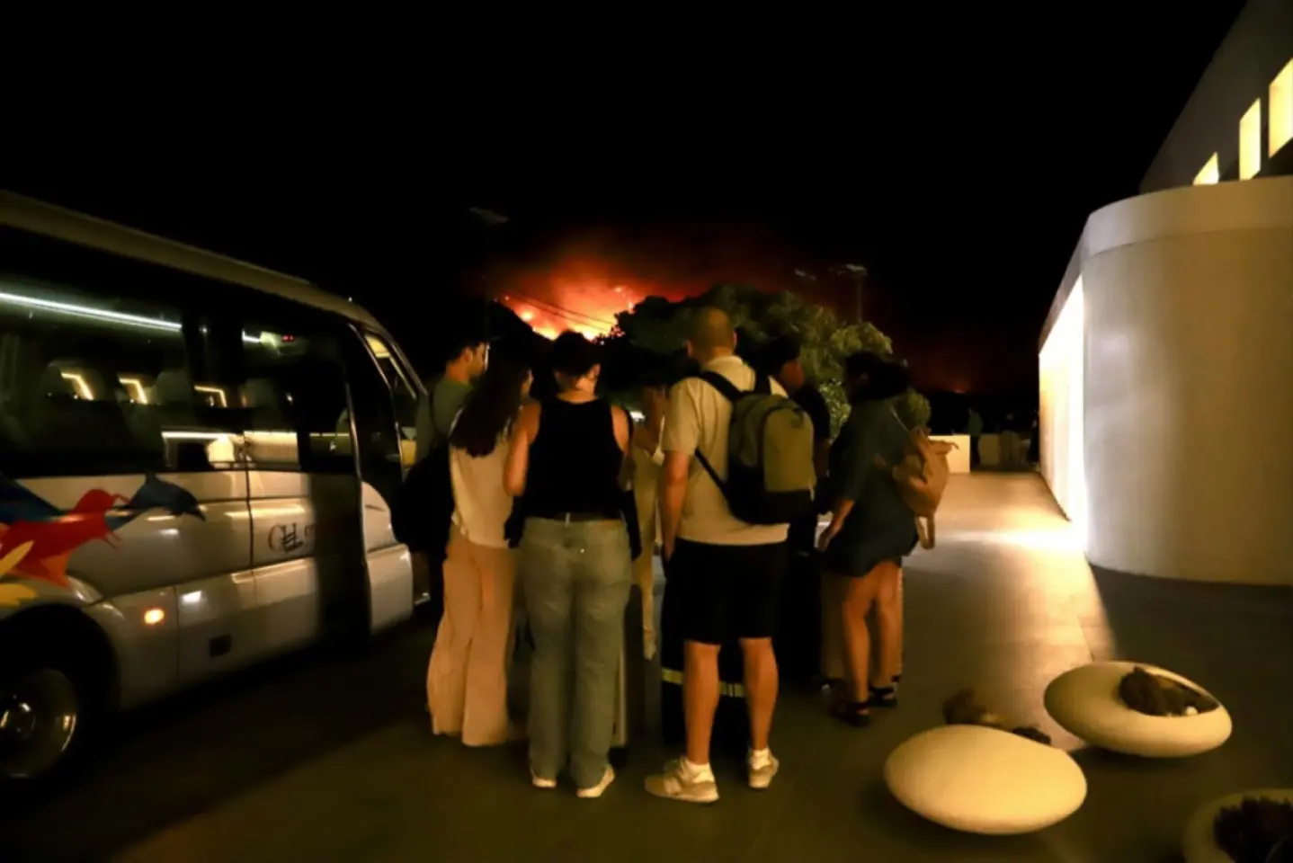 Mii de oameni evacuați în Creta din cauza incendiilor