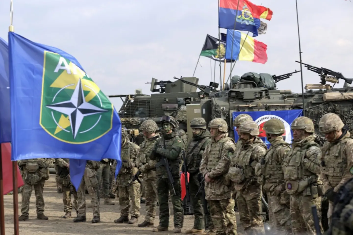 FAKE NEWS: 70.000 de militari NATO, dislocați în România pentru a ocupa Odesa