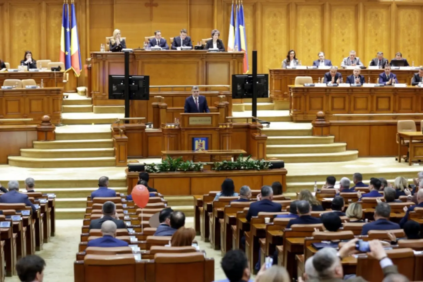 Sesiunea extraordinară a Parlamentului, prelungită până pe 9 iulie