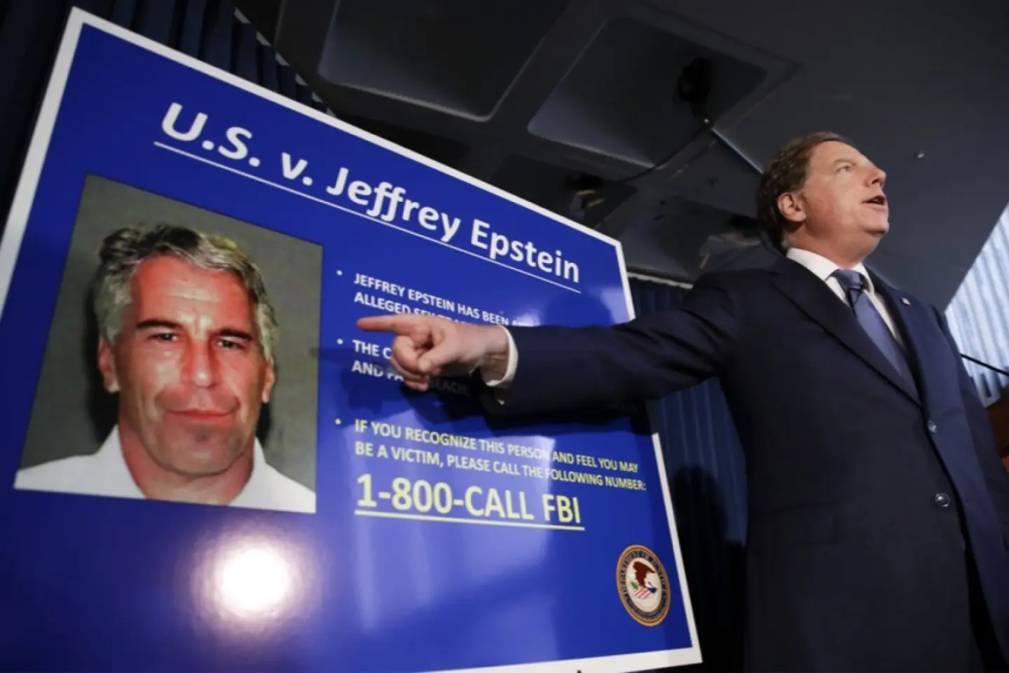 Scandalul Epstein ia amploare 