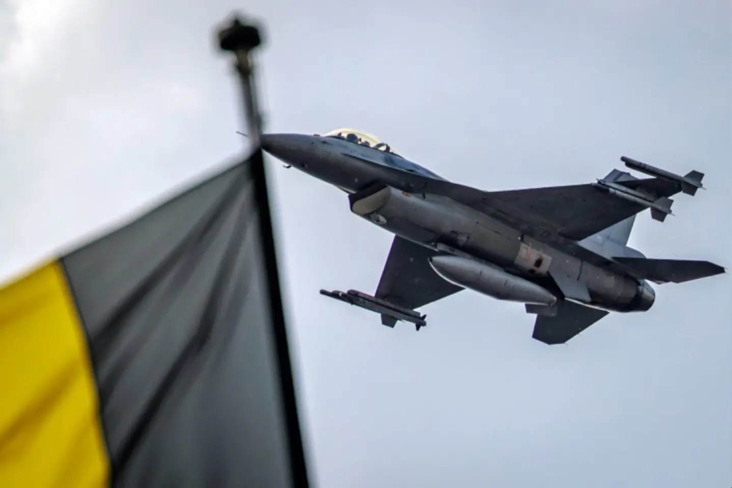 Zboruri de antrenament ale Forţelor Aeriene Române
