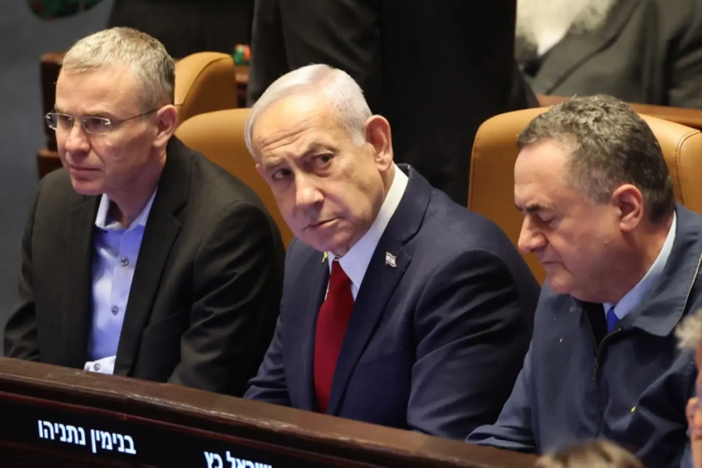 Netanyahu este pe cale să-şi impună planul de cucerire totală a Fâşiei Gaza