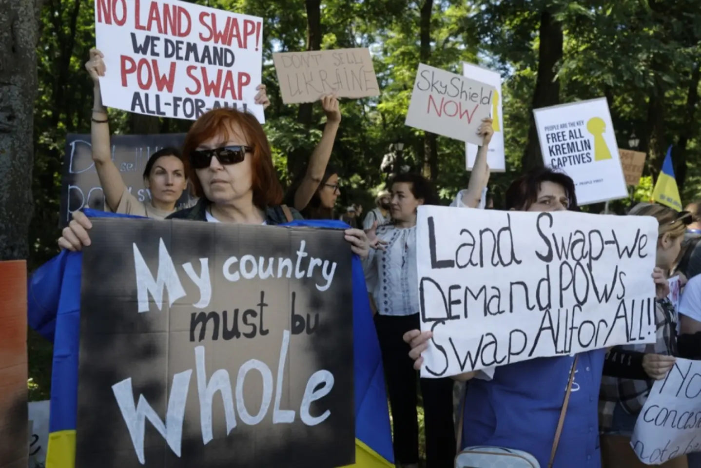 Reportaj din Kiev: ucrainenii nu cred în pacea promisă de Trump