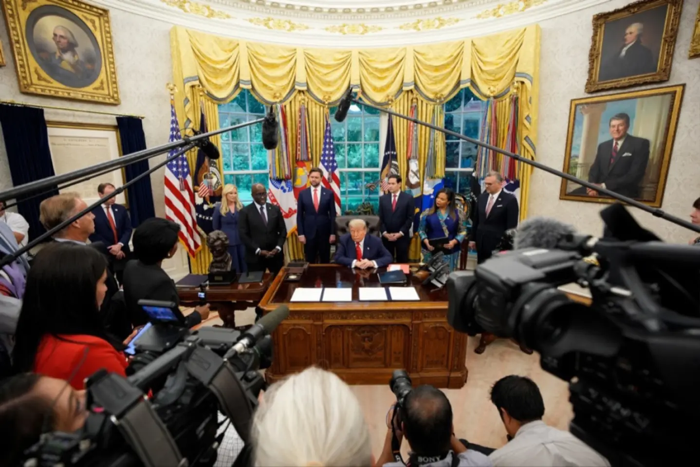 Donald Trump, „pacificatorul” – merite reale sau închipuite?