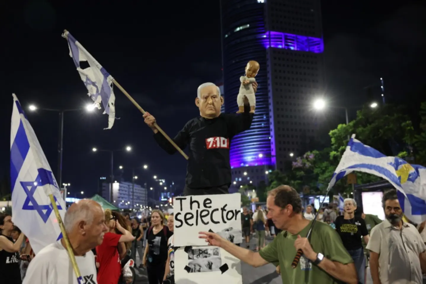 Războiul din Gaza, tot mai costisitor pentru Israel și pentru premierul Netanyahu