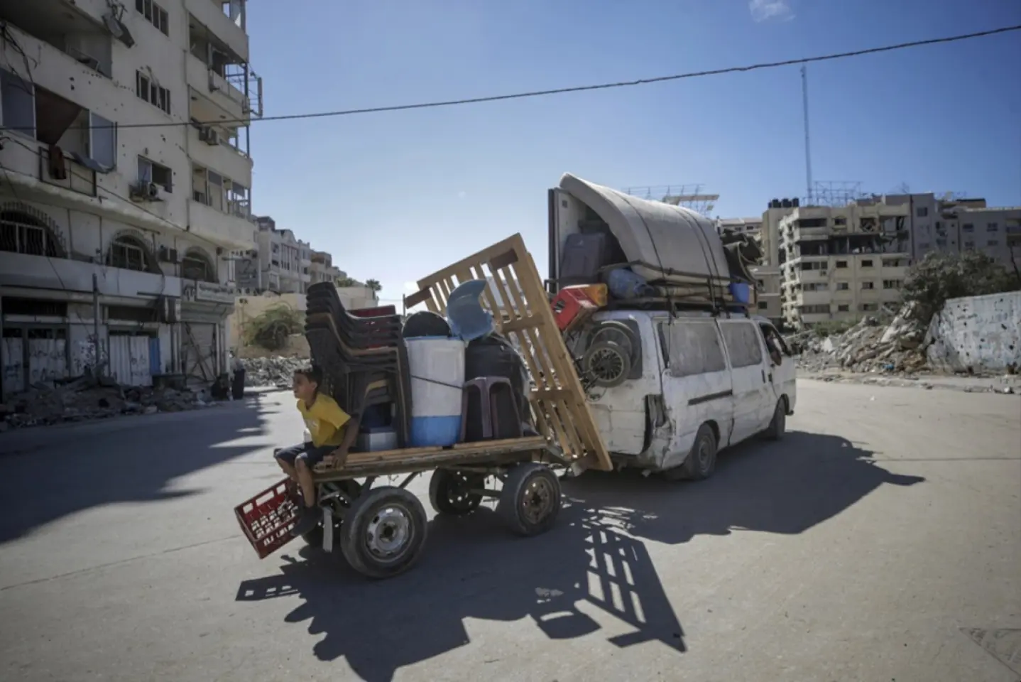 Israelul dă un ultim avertisment locuitorilor din Gaza să părăsească orașul
