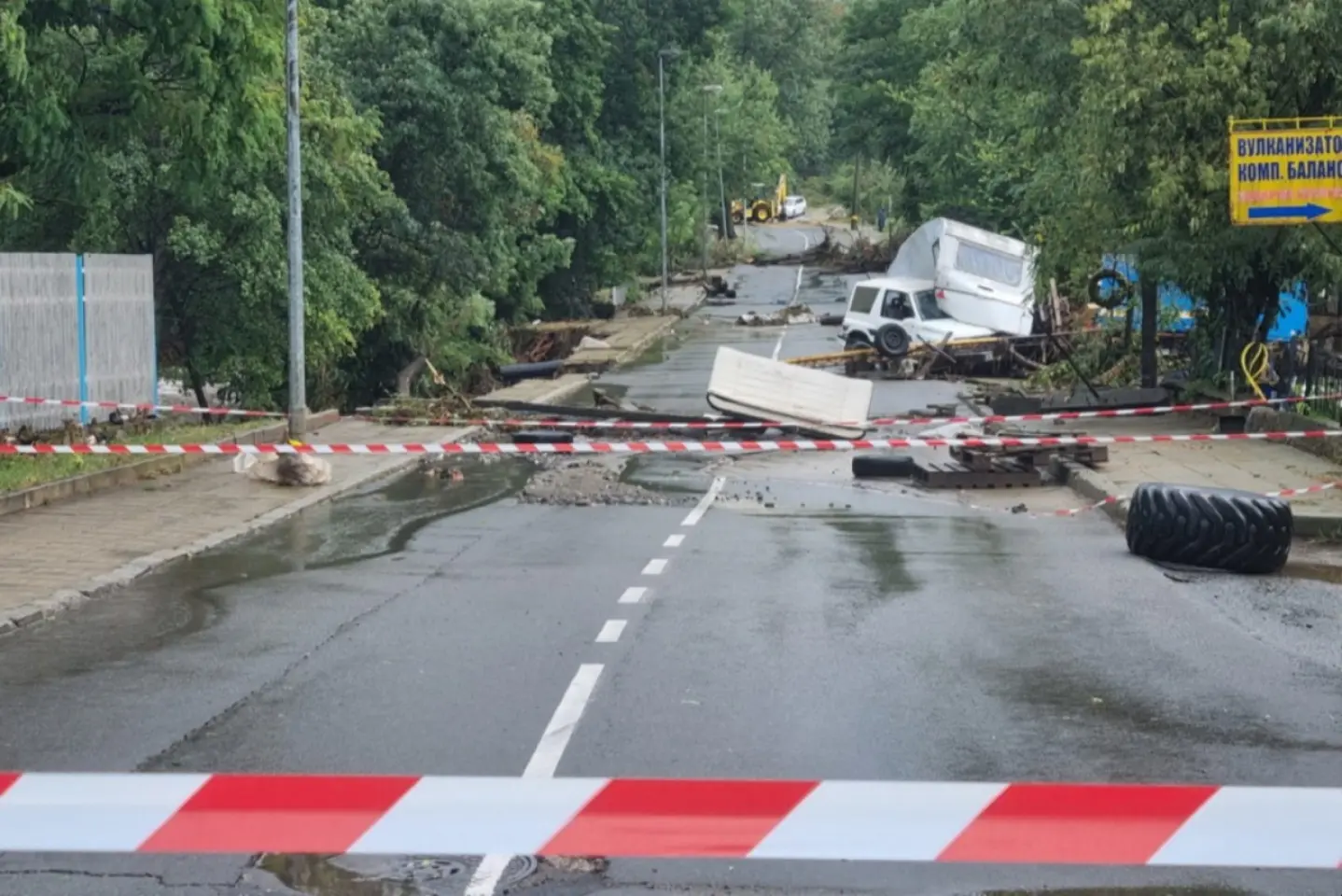 Autorităţile din Bulgaria acuză apariţia ştirilor false despre ploile torenţiale de la Marea Neagră 