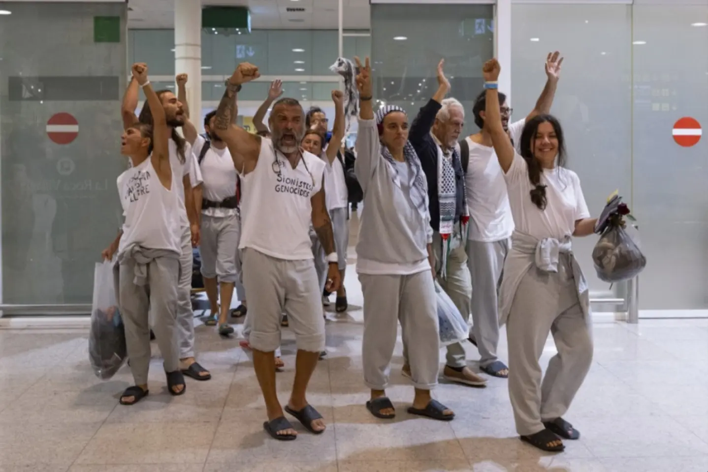 Israelul interceptează noi ambarcaţiuni umanitare pentru Gaza