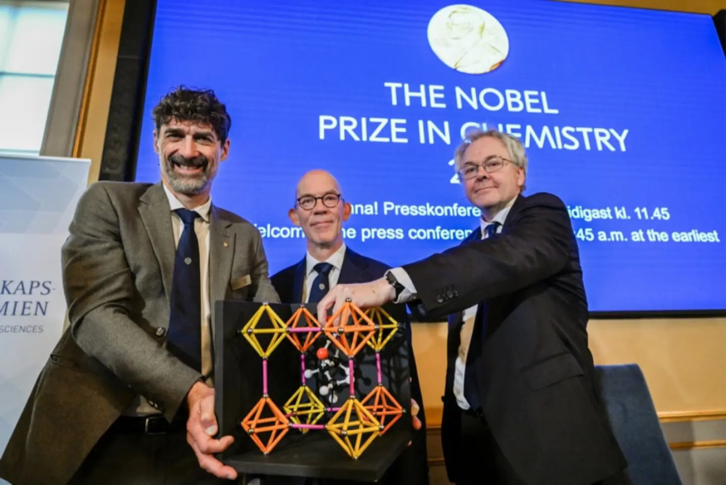 Premiul Nobel pentru Chimie pentru lucrările despre noi materiale