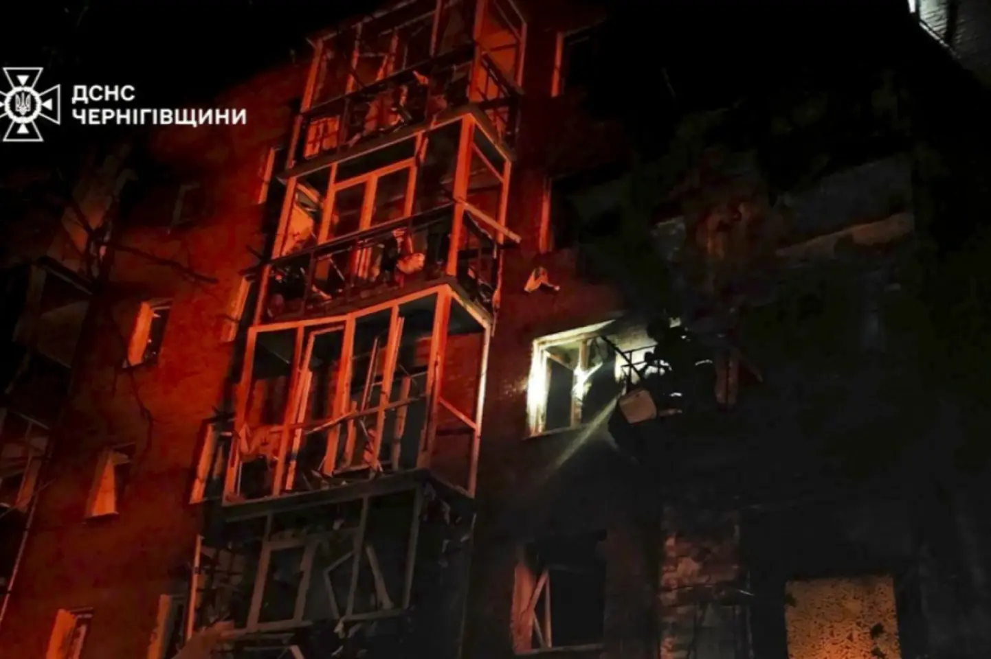 Bombardamentele rusești au lăsat fără curent sute de mii de ucraineni